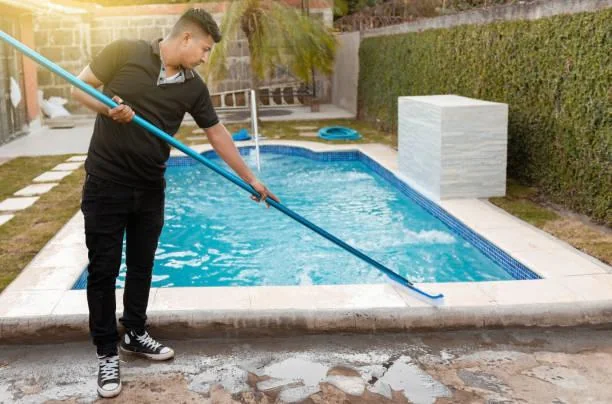 Pool Clean service